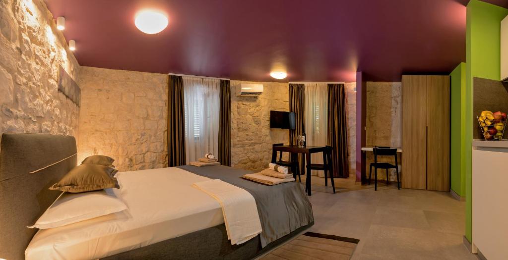 Annie's stone Studio & Room photo 4
