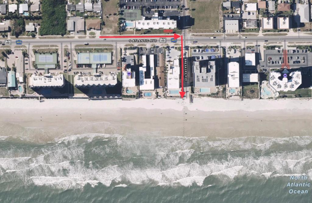 Luxury 5 br, 3 bath, mins walk to beach, eats photo 1