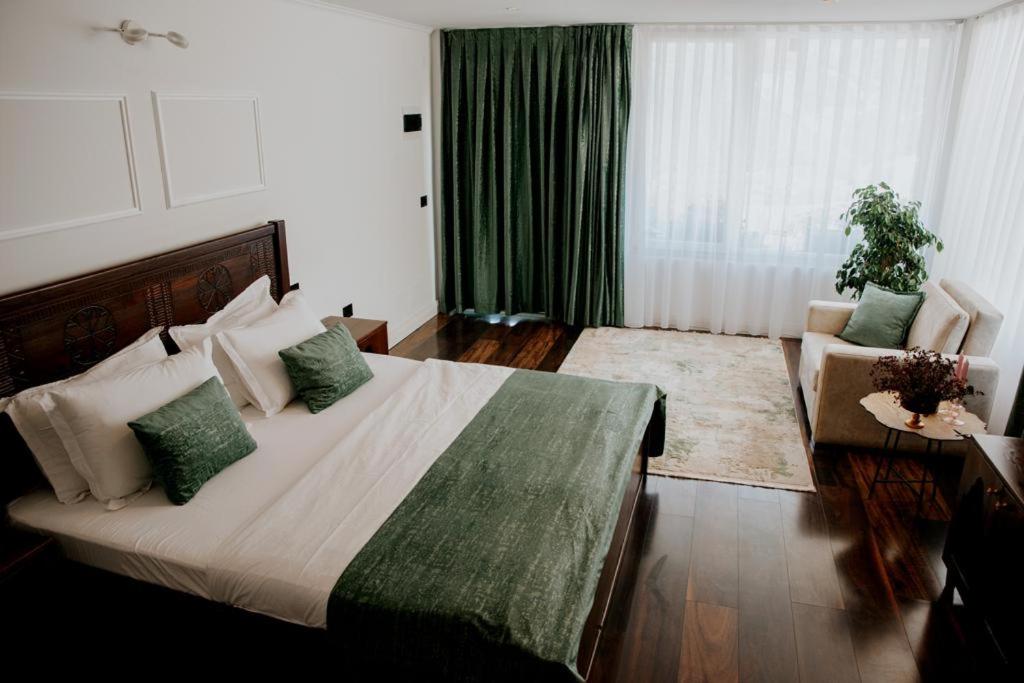 Hotel Thethi photo 2
