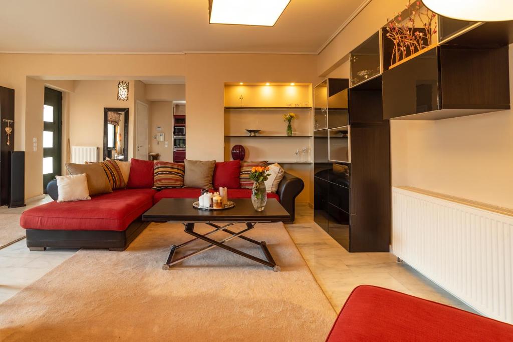 Family House in Nea Makri photo 4