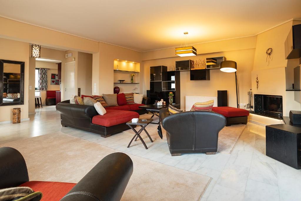 Family House in Nea Makri photo 3