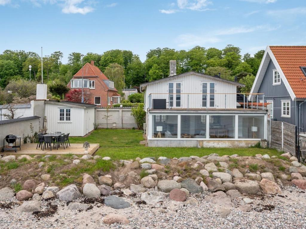 Holiday Home Elsabeth - 20m from the sea in Sealand by Interhome photo 4