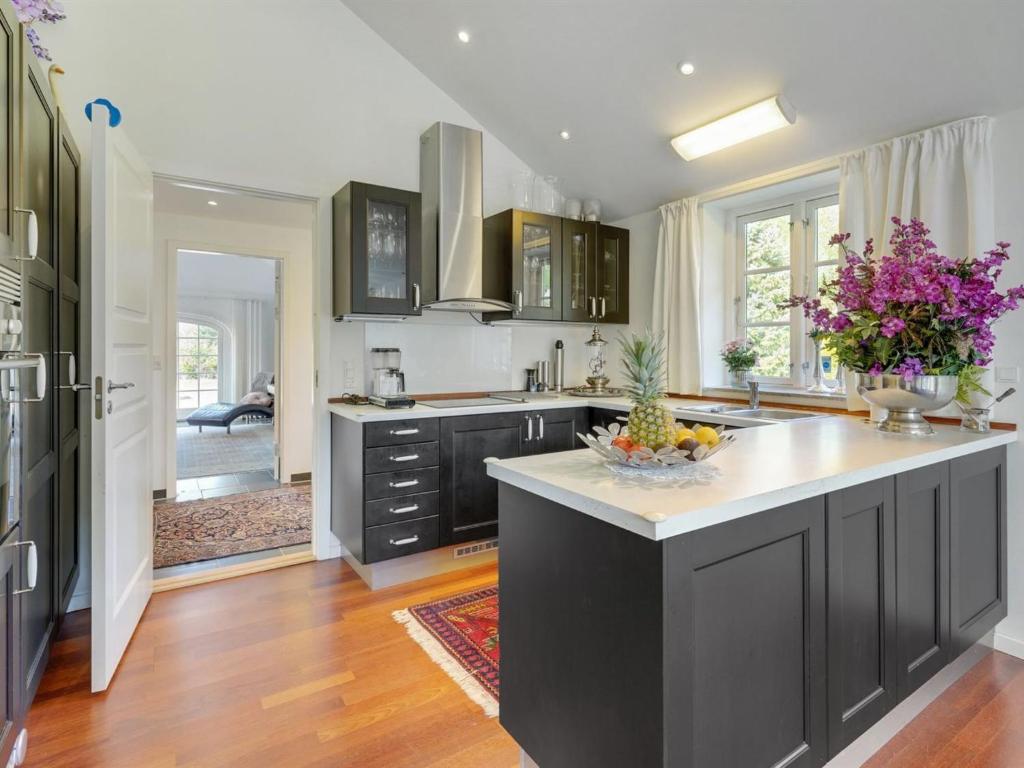 Holiday Home Wigh - 800m from the sea in Lolland- Falster and Mon by Interhome photo 4