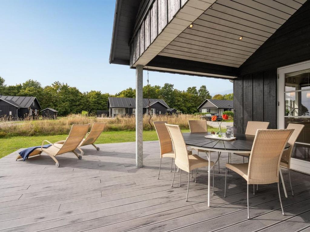Holiday Home Agge - 100m from the sea in Lolland- Falster and Mon by Interhome photo 2