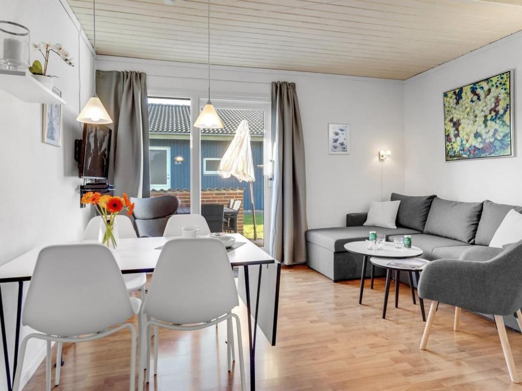 Apartment Hardo - 75m from the sea in Funen by Interhome photo 3