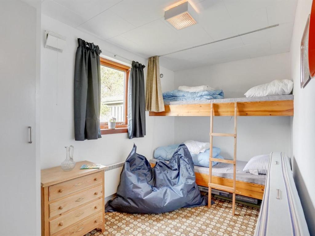 Holiday Home Henrich - 300m from the sea in Lolland- Falster and Mon by Interhome photo 4