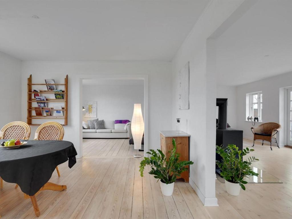 Holiday Home Peta - 2km from the sea in Funen by Interhome photo 3
