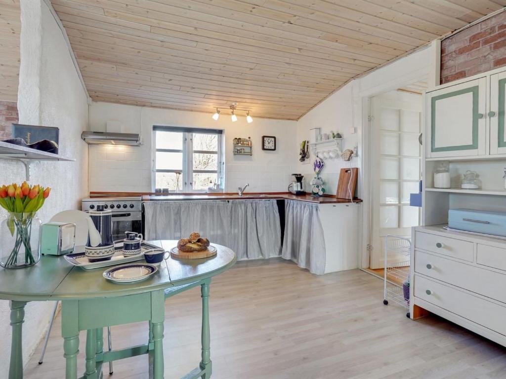 Holiday Home Heida - 37km from the sea in Western Jutland by Interhome photo 4