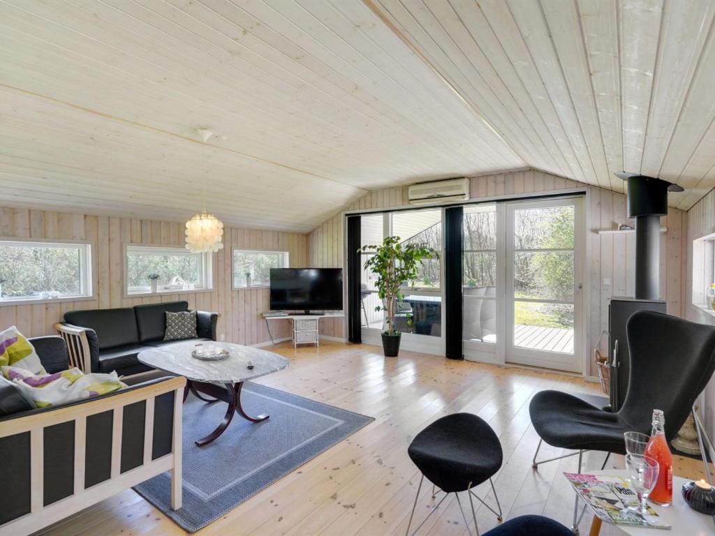 Holiday Home Steffie - 10km from the sea in Western Jutland by Interhome photo 2