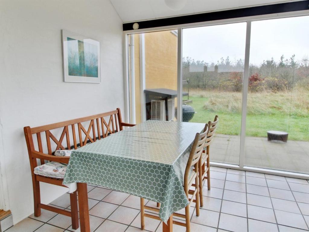 Holiday Home Aryan - 5km from the sea in NW Jutland by Interhome photo 4