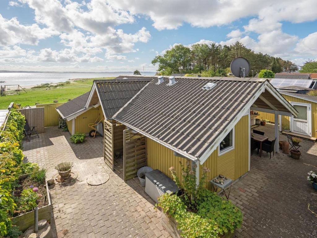 Holiday Home Kullervo - 20m from the sea in Djursland and Mols by Interhome photo 1