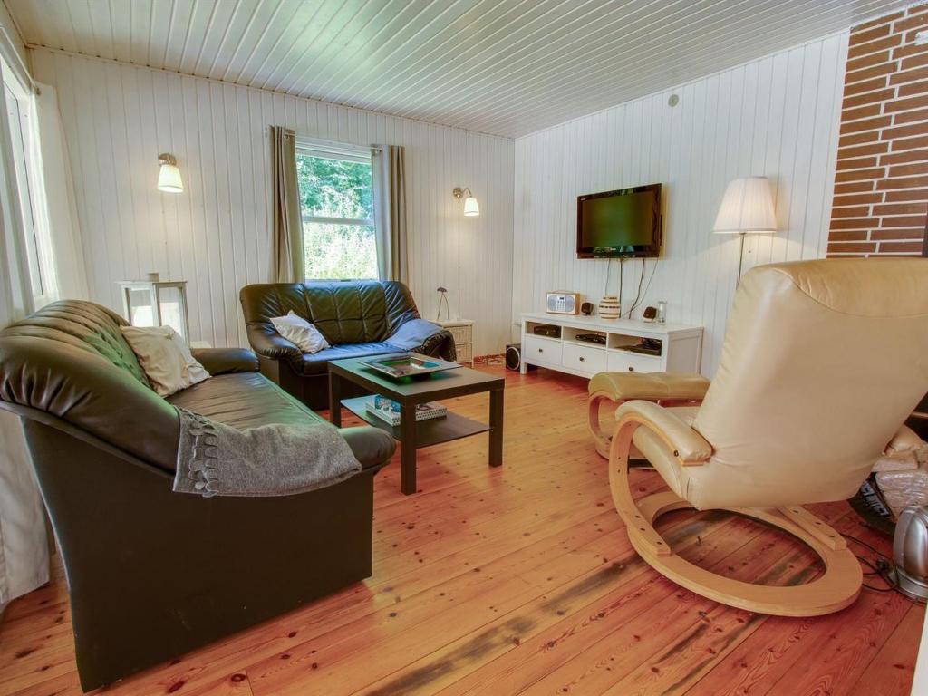 Holiday Home Briana - 4km from the sea in NE Jutland by Interhome photo 4