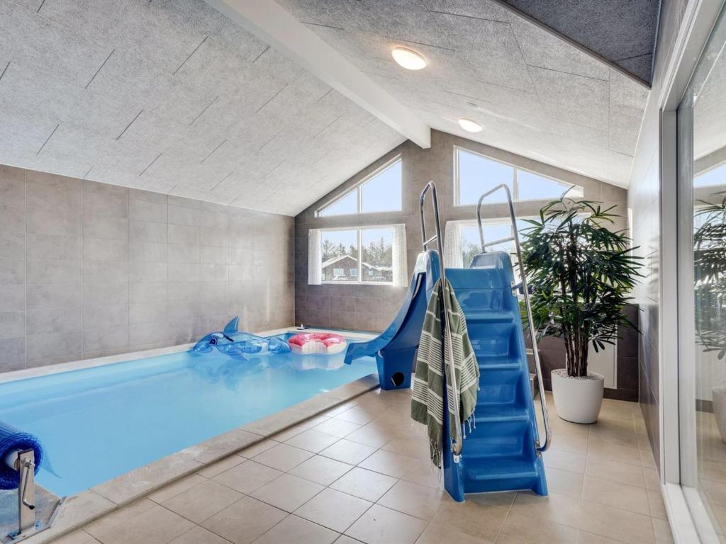 Holiday Home Fee - 350m from the sea in NE Jutland by Interhome photo 4