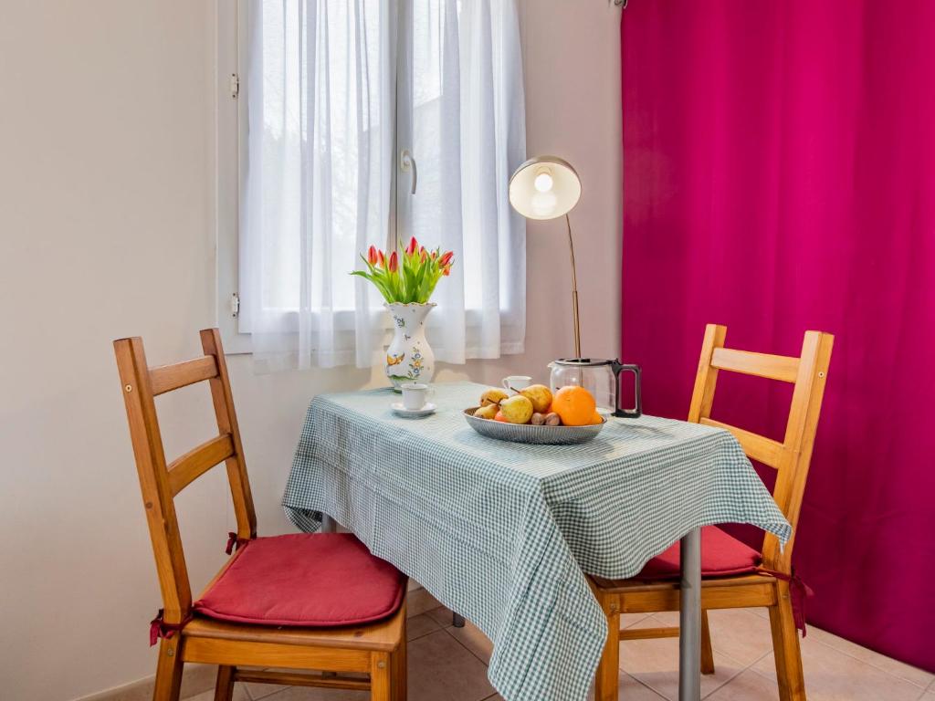 Apartment Le petit Verdillon by Interhome