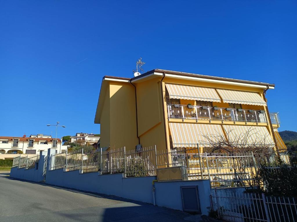 Apartment Casa Mimosa by Interhome