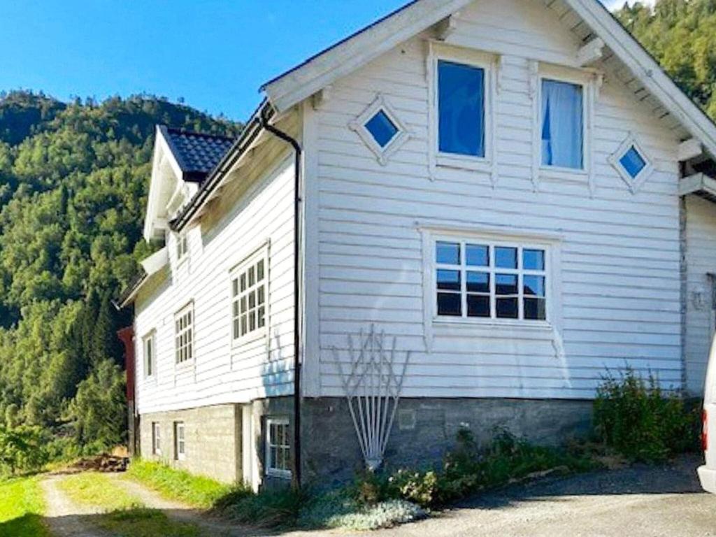 Holiday home Austefjorden II photo 2