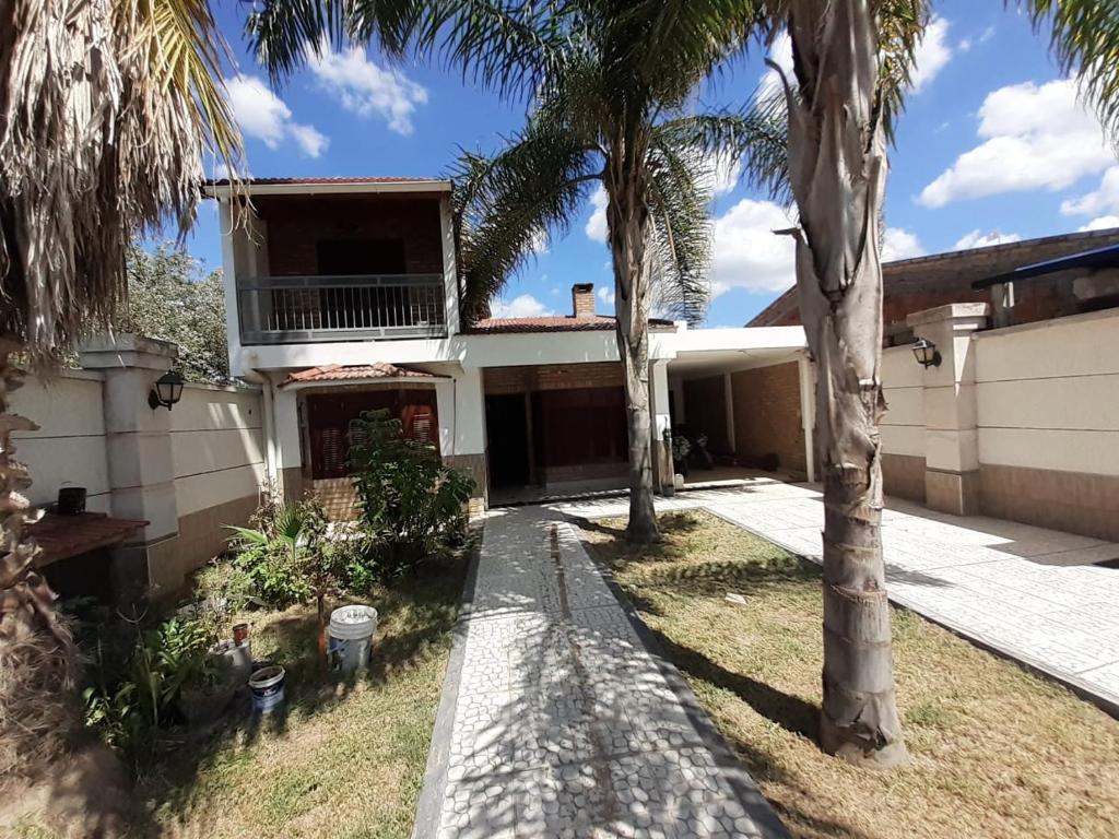 Hospedate en nuestro hogar y disfruta unas lindas vacaciones en Termas de Rio Hondo photo 1