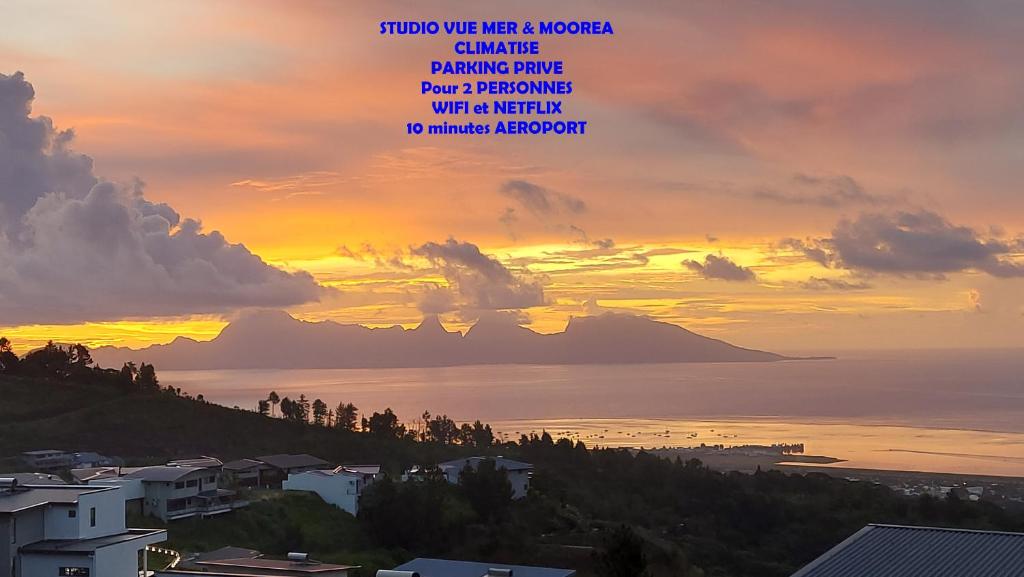 Studio Vaimiti pour 2 personnes vue mer et Moorea