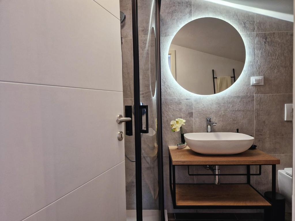 Olivea Luxury Suites photo 3
