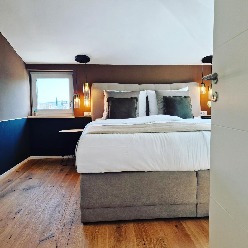 Olivea Luxury Suites photo 2