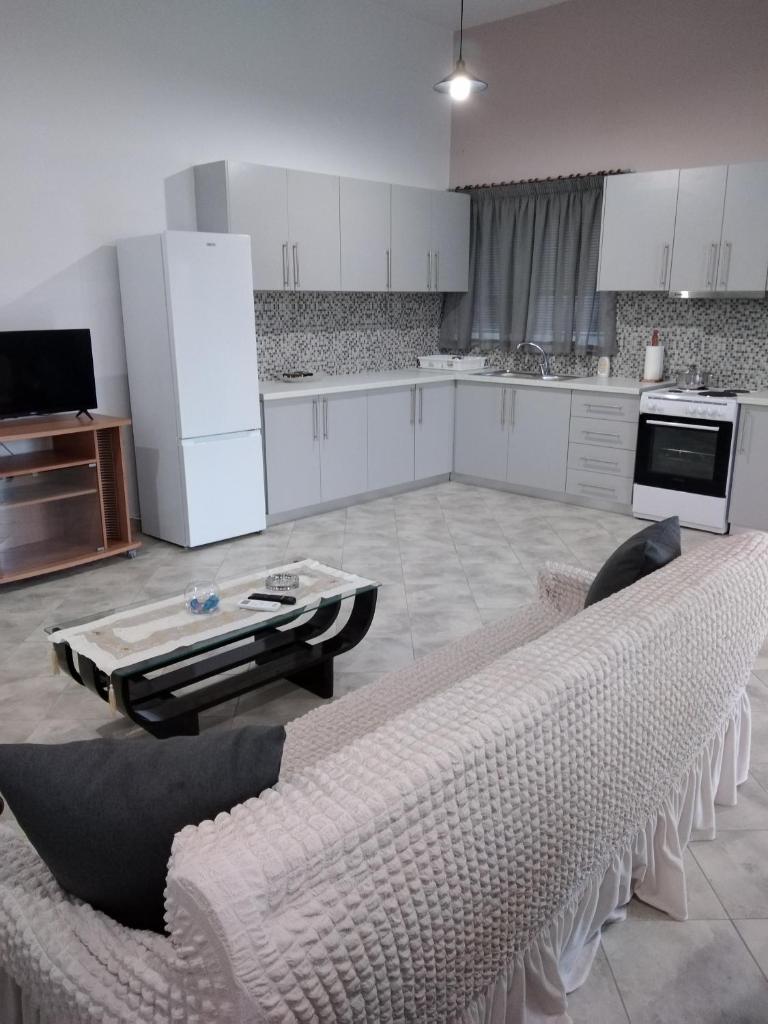 Kimi apartments 1 photo 1