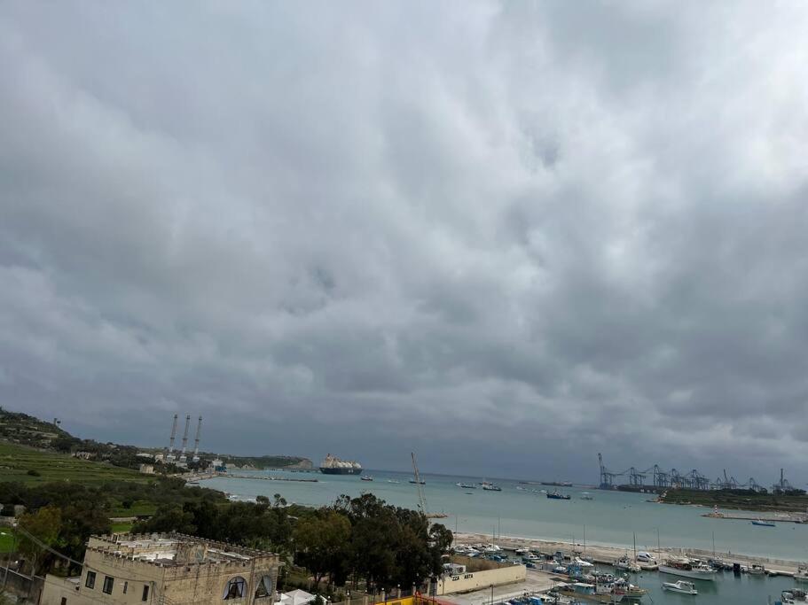 Marsaxlokk SeaView 2 Bedroom Penthouse photo 2