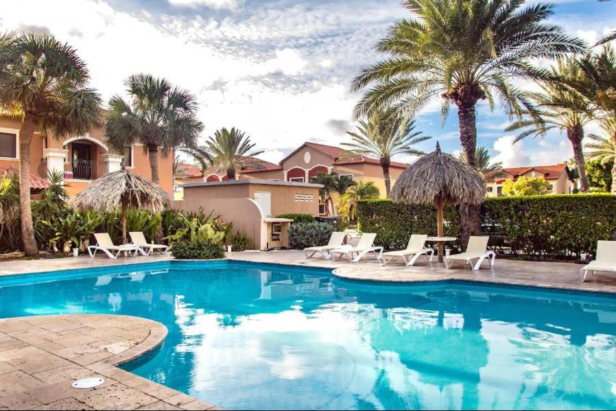 Luxury Condo In Gold Coast 3 Pools Club House Gym photo 3