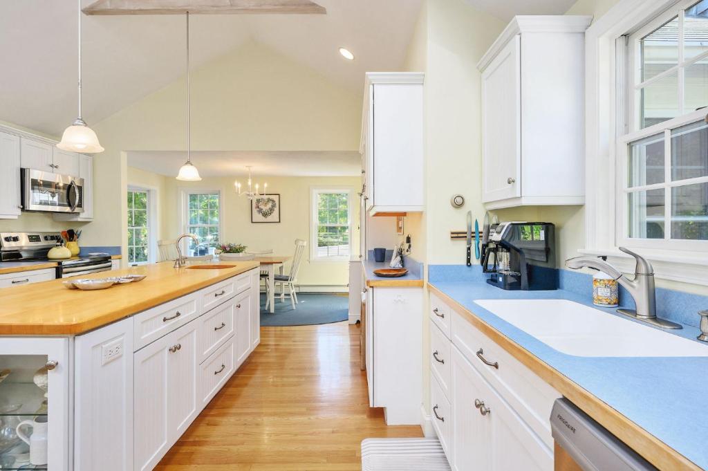 6 Brooks Lane Harwich Port Cape Cod- - Brooks Lane Beach House photo 4