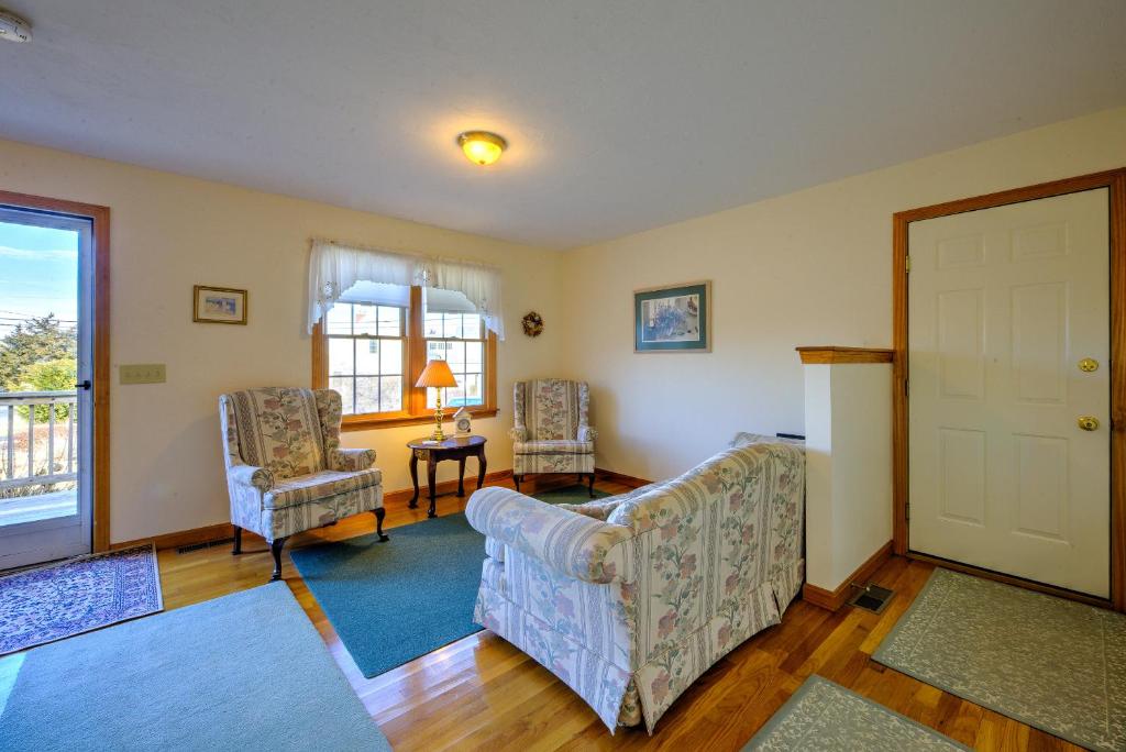 48 Hammond Road East Sandwich - Cape Cod photo 1