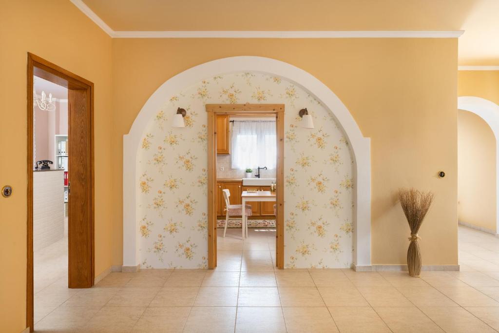 Villa - 1st Floor photo 2