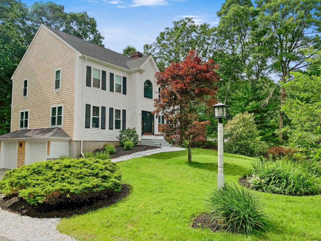 21 Moon Compass Lane Sandwich - - Moon Compass Escape photo 4