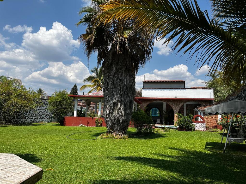 La casa club photo 3