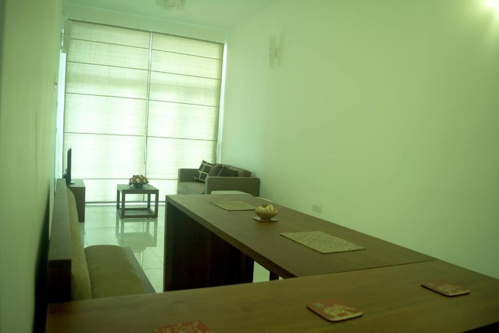 2 AC Bed Rooms apartment at Mount Lavinia beach photo 3