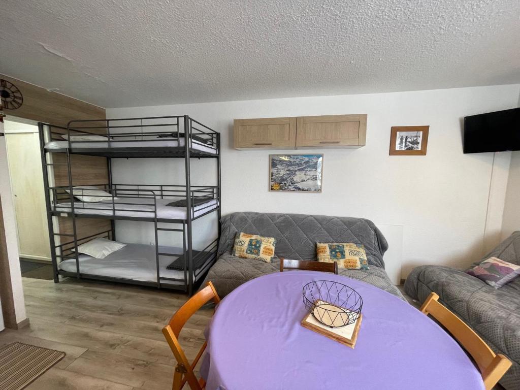Studio Enchastrayes, 1 pièce, 5 personnes - FR-1-165A-169 photo 4