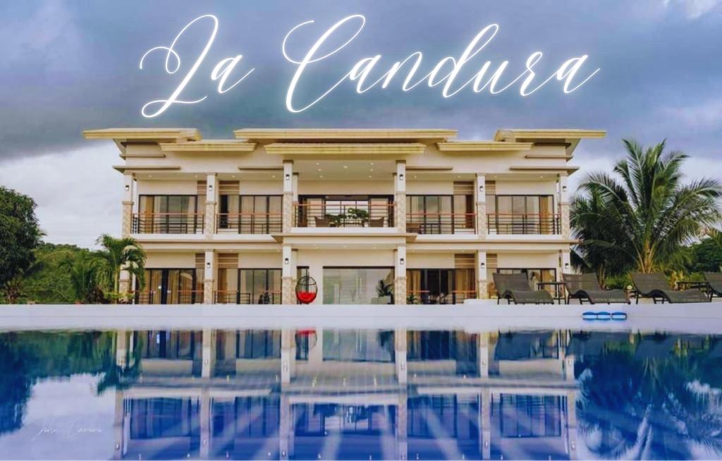 La Candura - Tap to explore photos