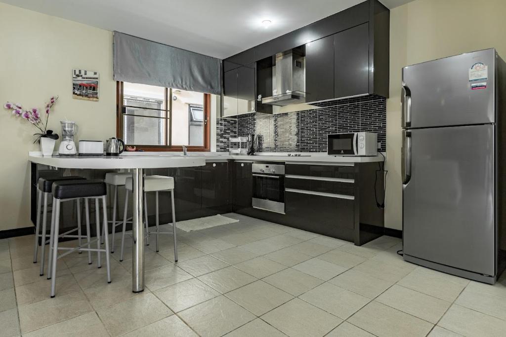 East Villa 2, бассейн, 3 спальни by IBG Property photo 1