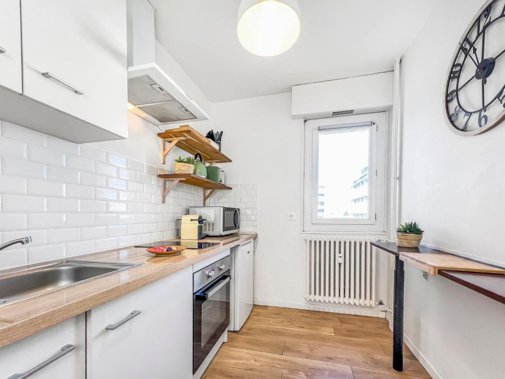 HOMEY MANGO - Proche centre/Parking Gratuit/Proche Gare/Balcon photo 3