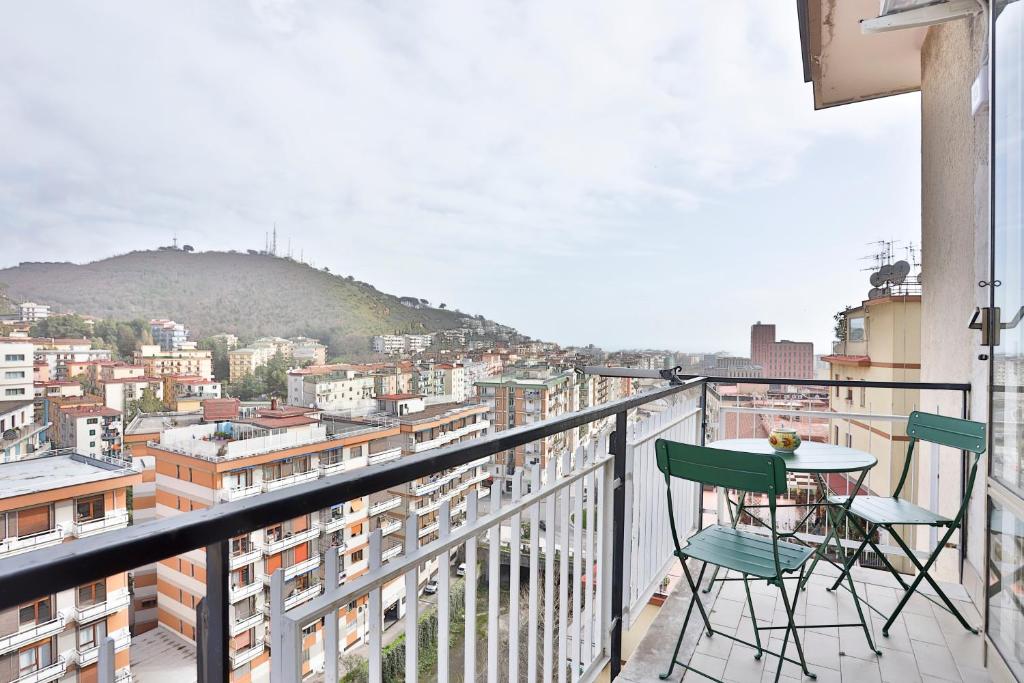 GuestHost - Salerno Irno Bright Apartment Room Type - Three-Bedroom Apartment