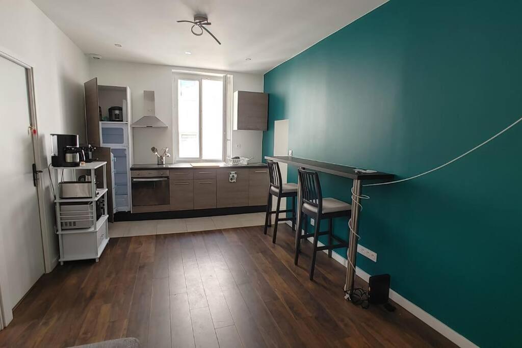 Appartement 5 chambres tous conforts - WIFI - TV