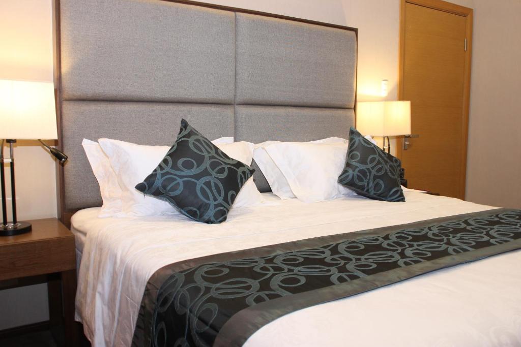 Двухместный (Номер Делюкс с кроватью размера «king-size»), Golden Phoenix Hotel - Manila