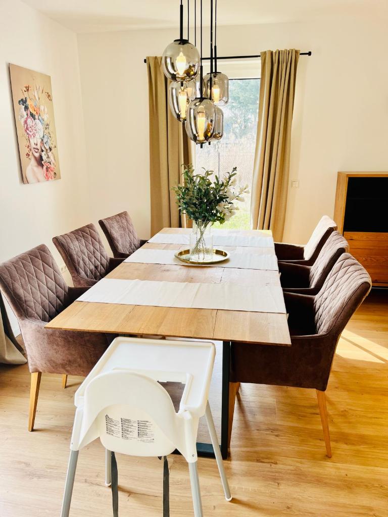 Wasserspaß pur - Luxus Ferienhaus bei Berlin, direkt am Wasser, inkl SUPs und Schlauchboot! photo 1