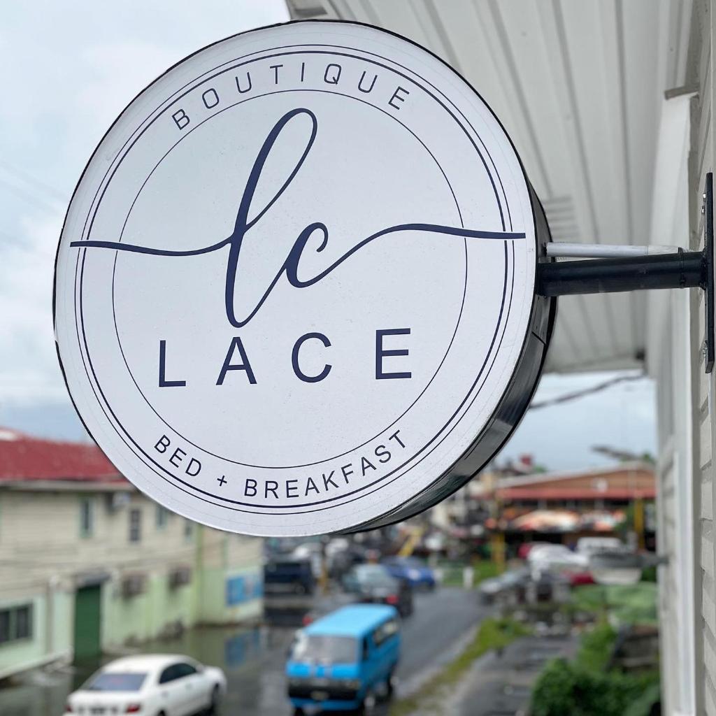 Lace Bed & Breakfast photo 4