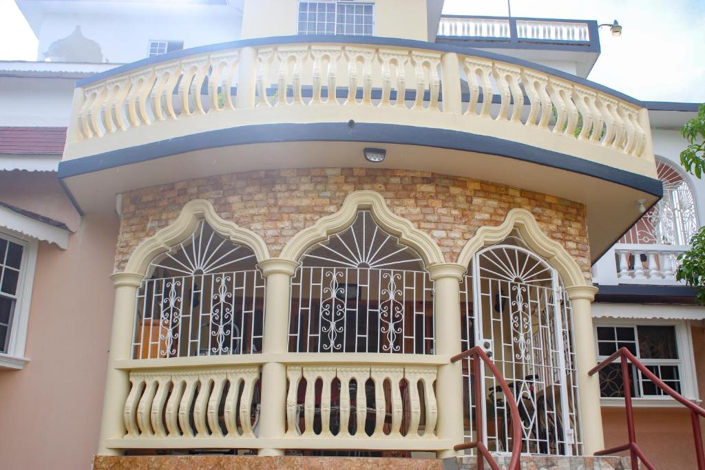 Van Villa Guesthouse photo 4