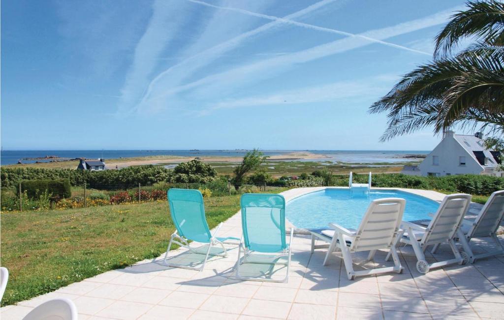 Stunning Home In Pleubian With 3 Bedrooms, Wifi And Private Swimming Pool photo 3