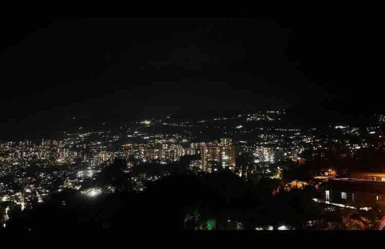 Lujoso apartamento en envigado,con hermosa y exclusiva vista photo 3