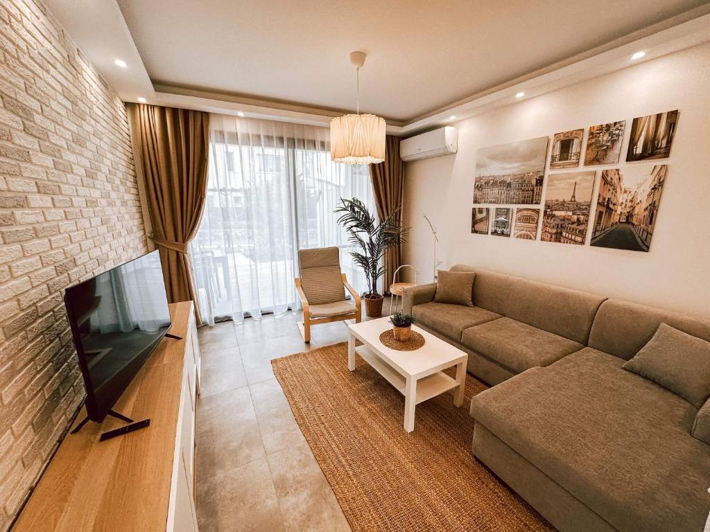 NEW Cozy Garden Apartment Pool & Terrace near Sea for up to 6 people photo 2