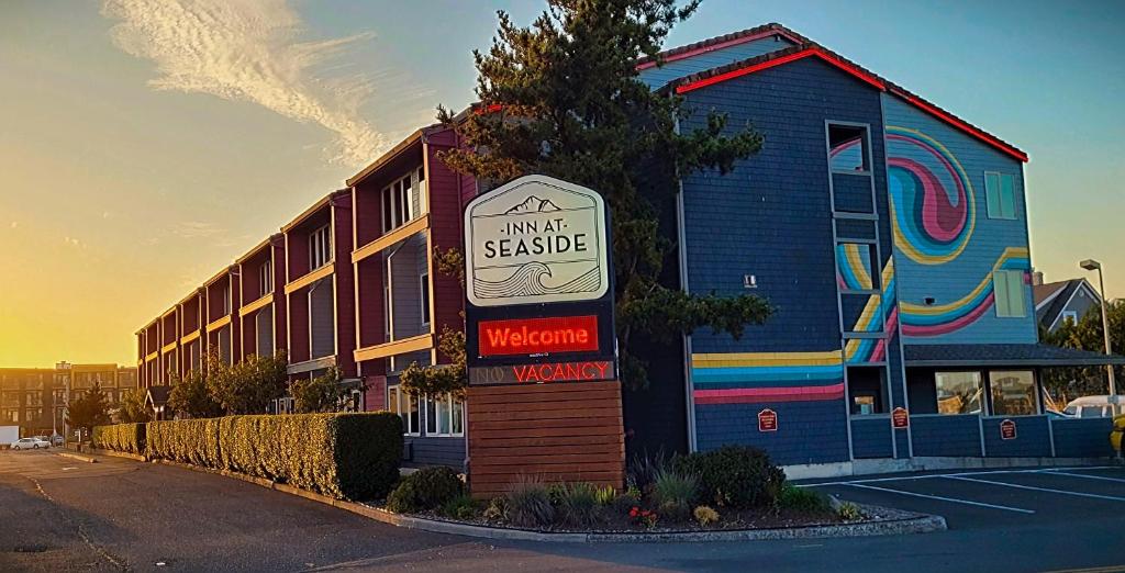 Inn At Seaside image