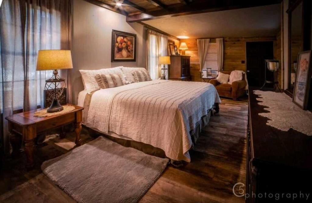 Casitas at Madrona Ranch - Homestead photo 3