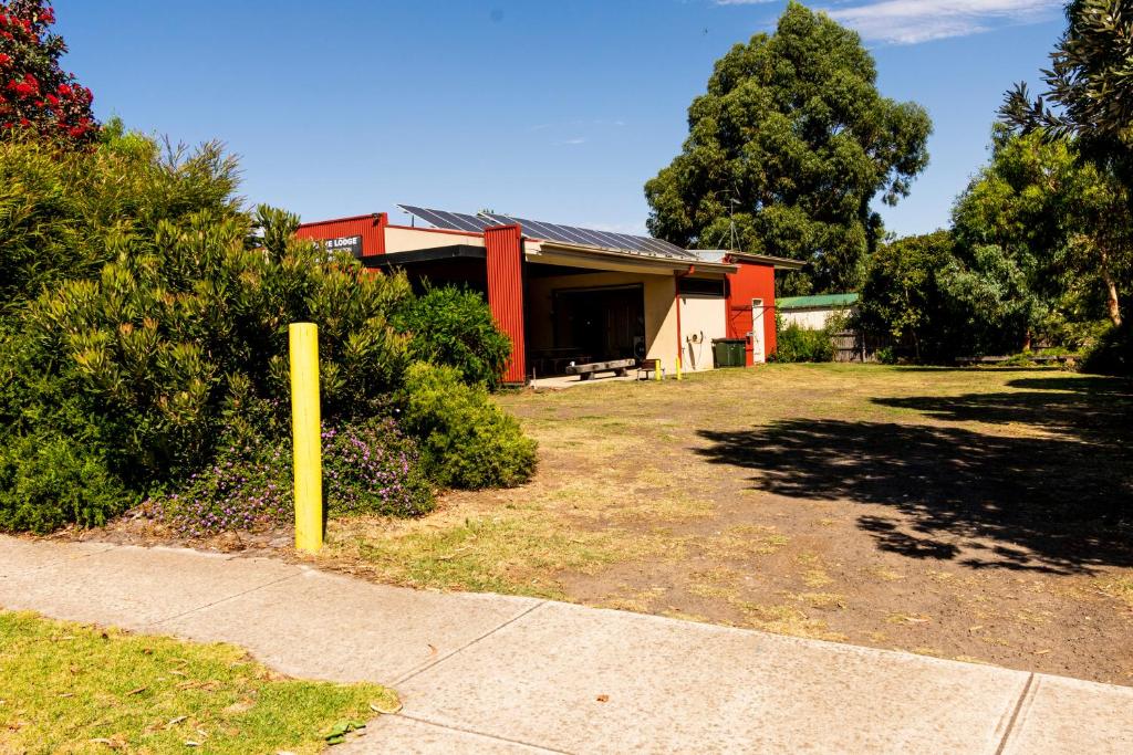 Bellarine Lodge Sleeps 30 photo 1