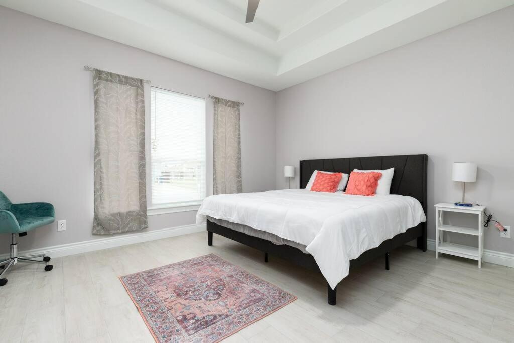 Spacious 4Bedroom Brand New Home photo 1